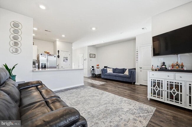 Building Photo - 189 South Harner Boulevard