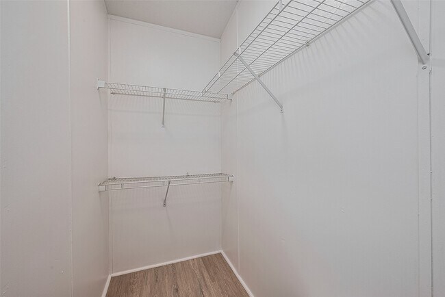 Building Photo - 16282 Wild Oak Ln