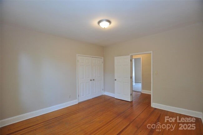 Building Photo - 1731 Perfection Ave