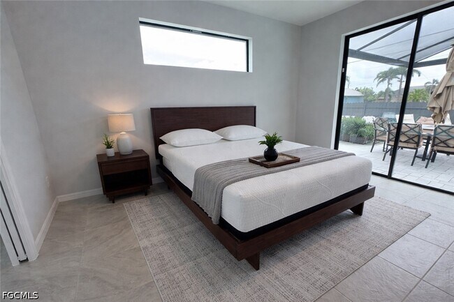 Building Photo - 5014 SW 16th Pl