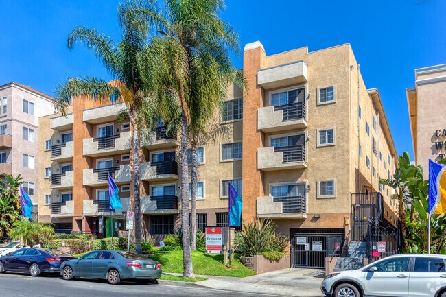 Building Photo - Tremont Apartments