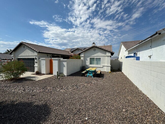 Building Photo - COMING SOON!!! 4 Bedroom / 2 Bath House with Solar in Desert Hot Springs!