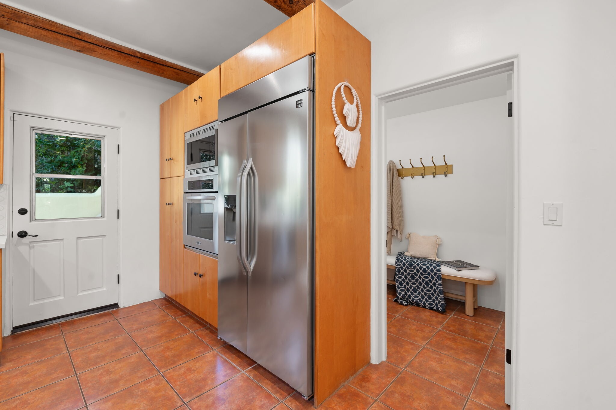 Building Photo - 25648 Timpangos Dr