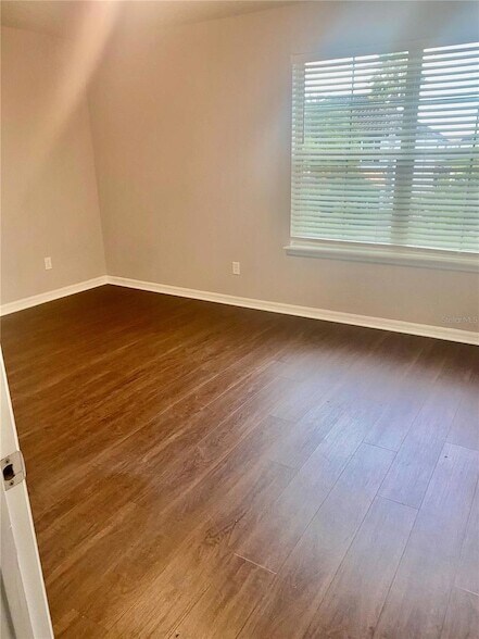 Building Photo - 14847 Golden Sunburst Ave
