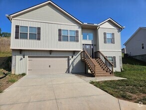 Building Photo - Brand-New Construction in Karns – Washer &...