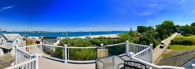 Building Photo - 17 The Strand