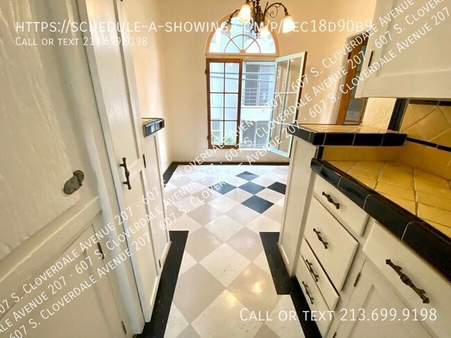 Building Photo - 607 Cloverdale Ave