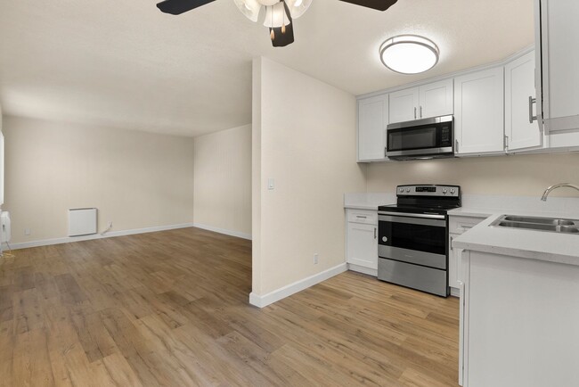 Interior Photo - Briarwood Apartments - Riverside, CA