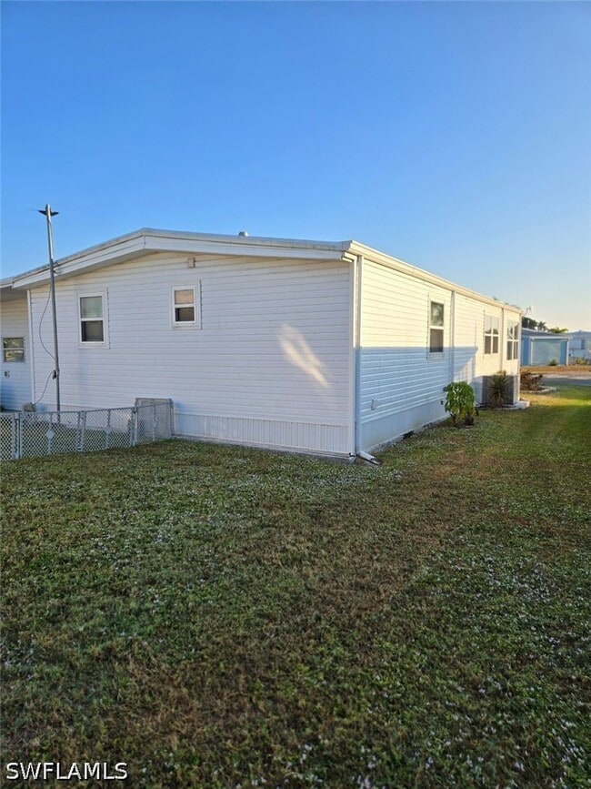 Building Photo - 114 Elise Dr