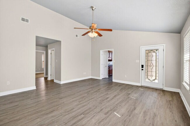 Building Photo - 18137 Canal Jct Dr