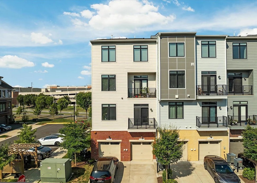Building Photo - 1002 Ribbon Limestone Ter SE