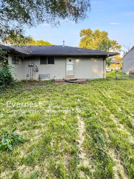 Building Photo - 4222 N Askew Ave