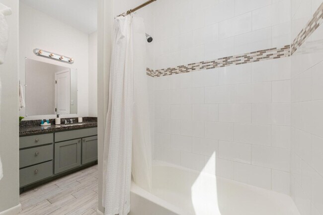 Building Photo - 204 Las Joyas Blvd