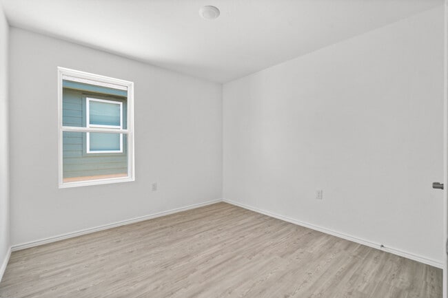 Building Photo - 10231 Asta Trl