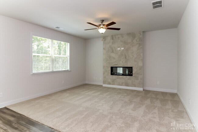 Building Photo - 83 Leyland Court Dallas GA