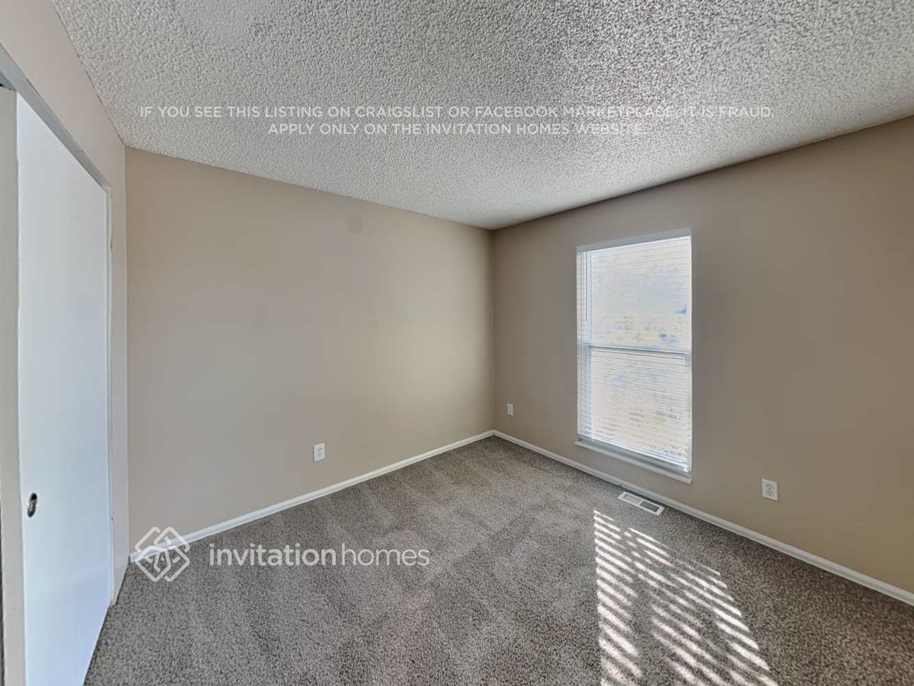 Building Photo - 9954 Columbine St