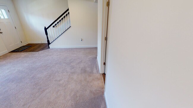 Building Photo - 11242 Saint Luke Drive - Move-in ready!