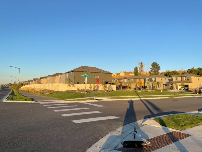 Building Photo - 141 N Legacy Flts Rd