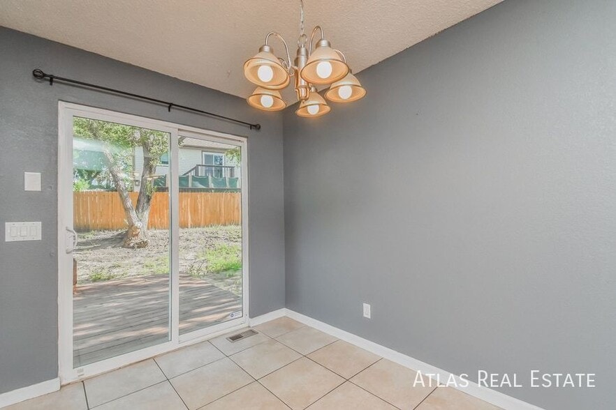 Building Photo - 4650 Stoner Ct