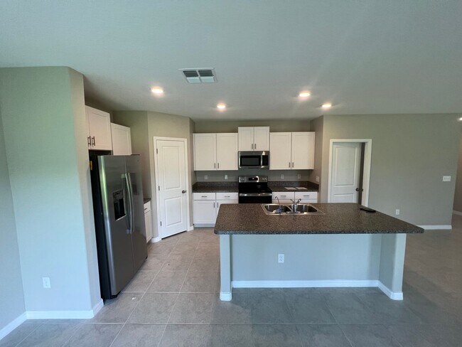 Building Photo - 12032 Miracle Mile Dr- Timber Creek