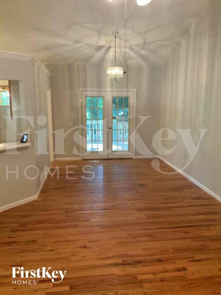 Building Photo - 6550 Remington Dr