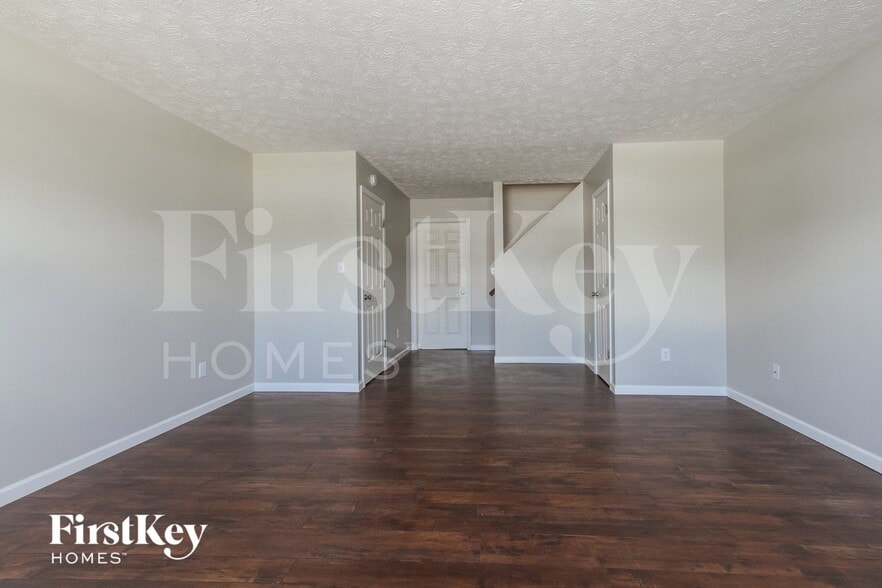 Building Photo - 6009 Copeland Lakes Dr