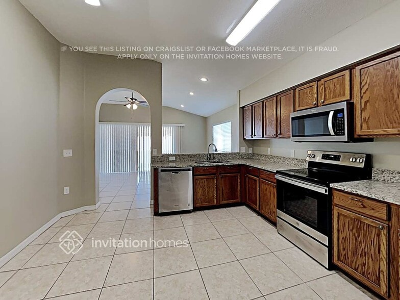 Building Photo - 2730 Buckhorn Preserve Blvd