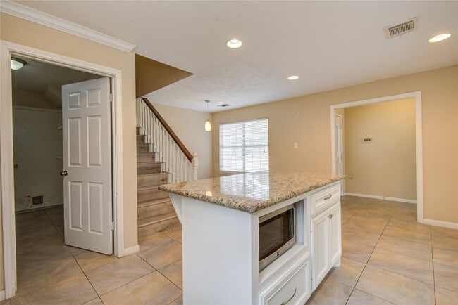 Building Photo - 14211 Ella Lee Ln