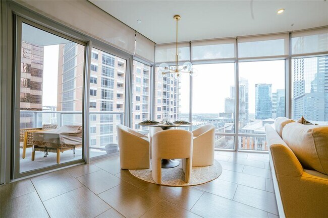 Building Photo - 200 N Congress Ave