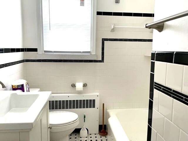 Building Photo - 2924 Cub Hill Rd