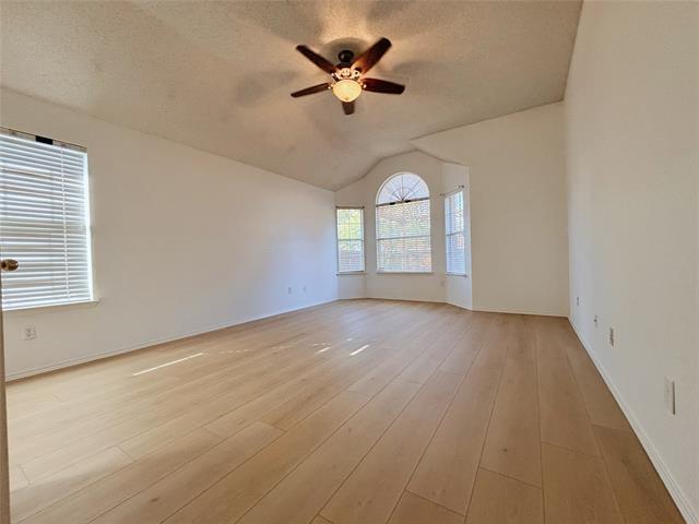 Building Photo - 1437 Sussex Dr