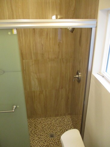 Building Photo - 6516 Beck Ave