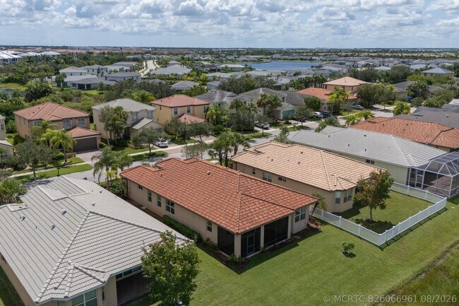 Building Photo - 11263 SW Barton Way