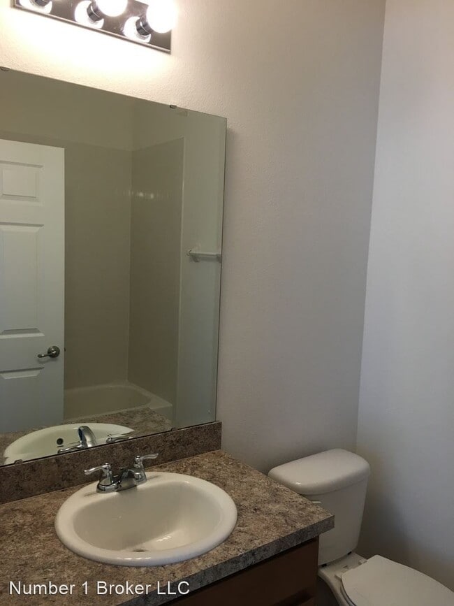 Building Photo - 5 br, 3 bath House - 14529 Driftwood Court