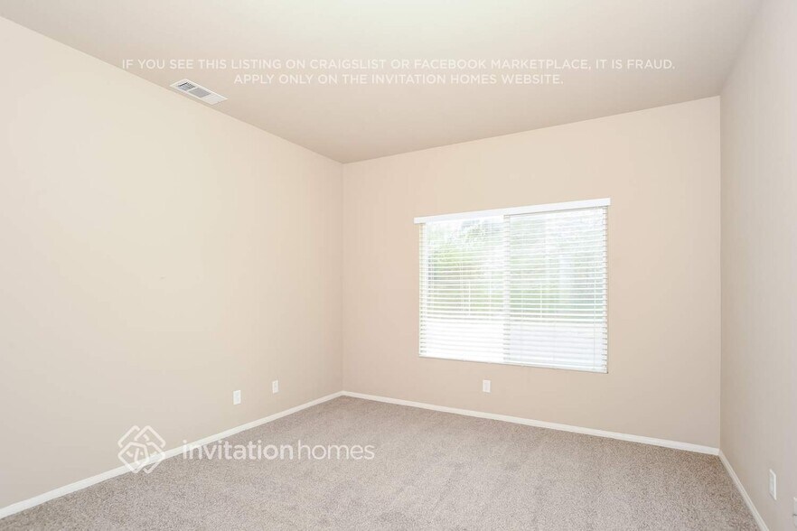 Building Photo - 4208 Sungate Dr