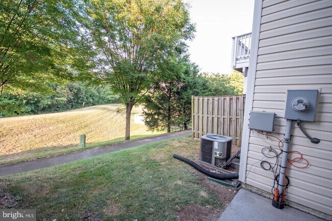 Building Photo - 2444 Terra Cotta Cir