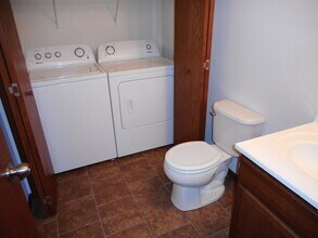 Building Photo - 1115 Prairie Rose Dr SW