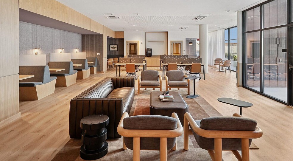 Building Photo - 700 Hamilton Ave