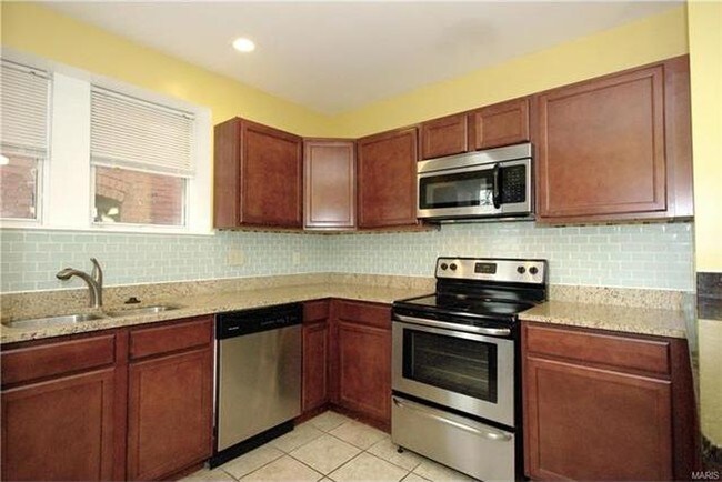 Building Photo - 3618 McRee Ave