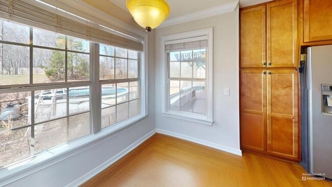 Building Photo - 9316 Shingle Oak Dr