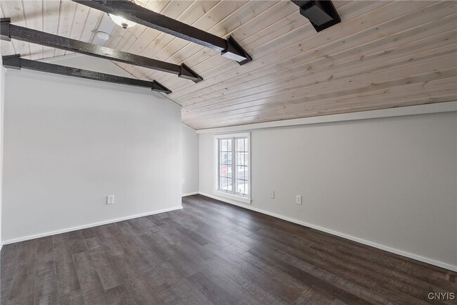 Building Photo - 201 Highbridge St