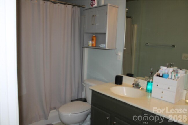 Building Photo - 9446 Cadman Ct