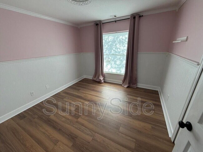 Building Photo - 1617 Nectarine Trail
