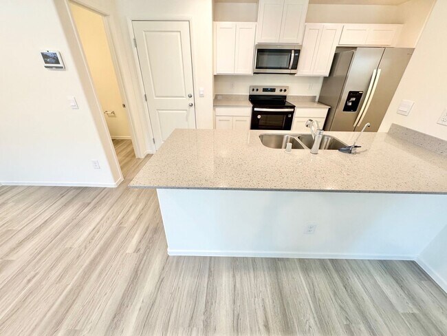 Building Photo - *NEW BUILD* BEAUTIFUL 2-STORY 3 BEDROOM, 2...