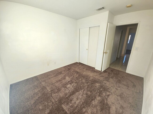 Building Photo - 71512 Sunflower Dr