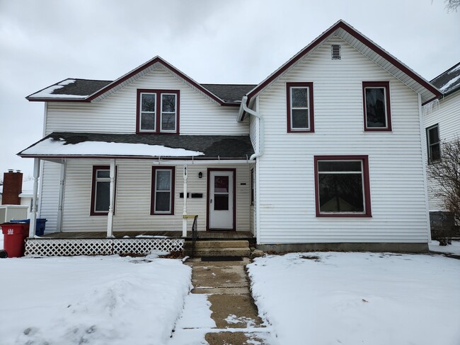 Building Photo - 419 Olmstead St