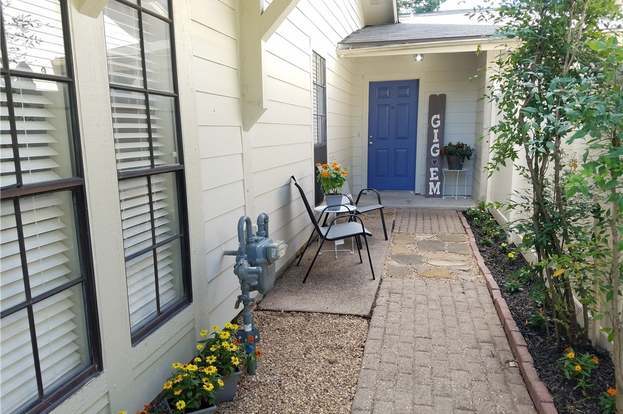 Building Photo - 2501 Longmire Dr