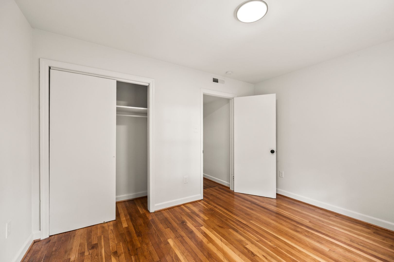 Building Photo - 1640 W Northwest Blvd