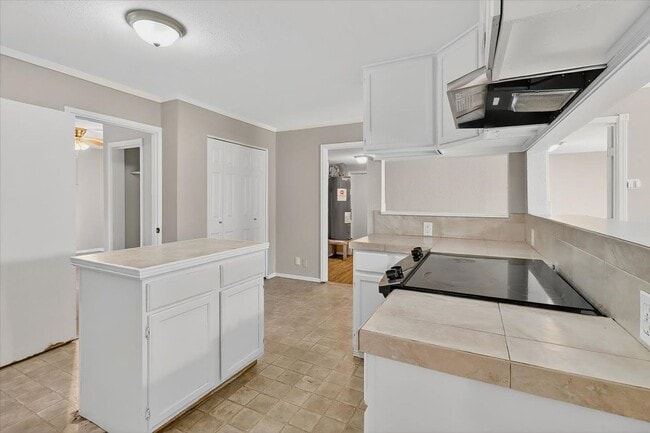 Building Photo - 4729 Prinston- 4bed/1bath- $1,395/month