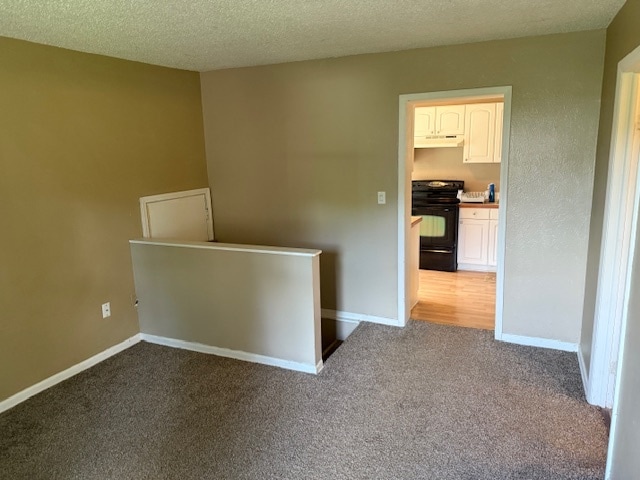Building Photo - 5636 Des Plaines Ct